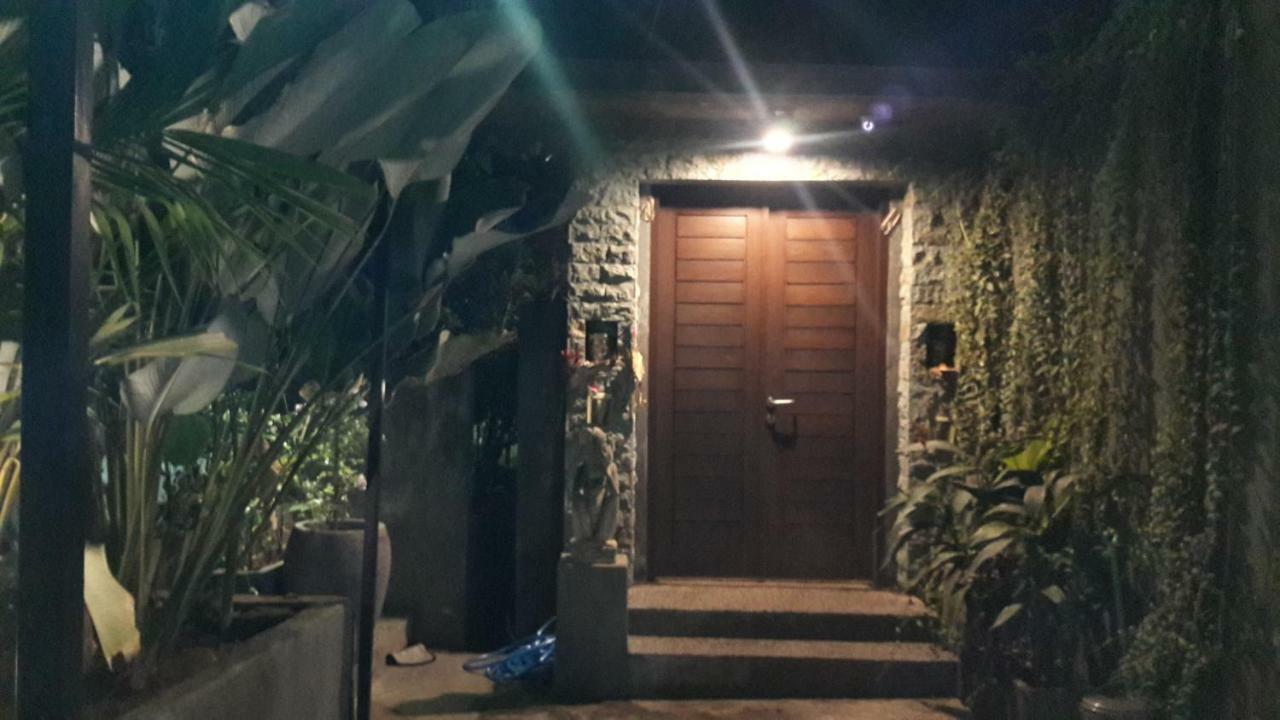 Paranyogan Homestay 2 Джимбаран Экстерьер фото